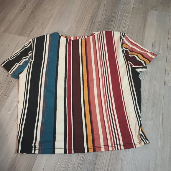 Top - Picture 4 of 4